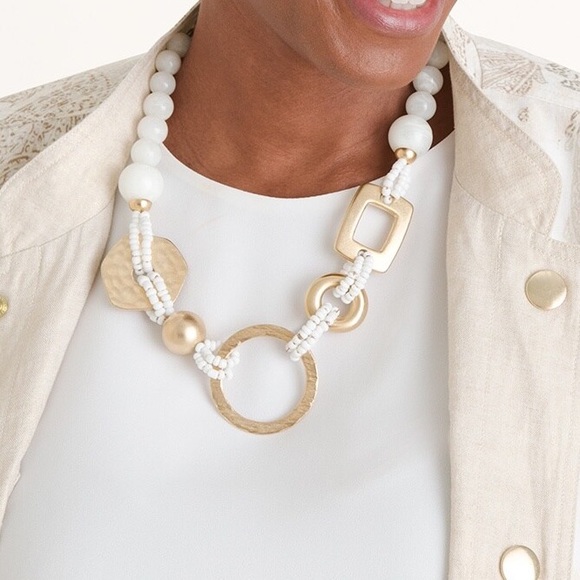 Nwt Chicos White And Gold-Tone Bib Necklace - Picture 2 of 4